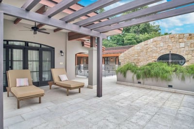 Luxury Villa Photo #6