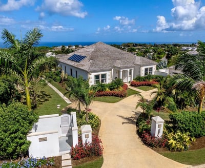 Luxury Villa Photo #19