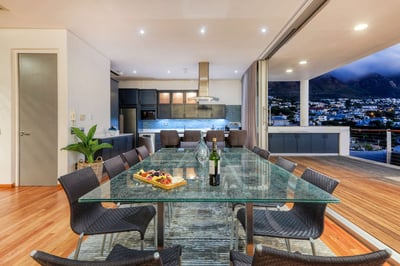 Luxury Villa Photo #15