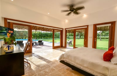 Luxury Villa Photo #21