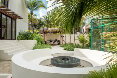 Luxury Villa Photo #12
