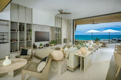 Luxury Villa Photo #24