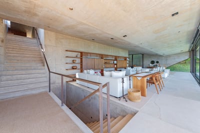 Luxury Villa Photo #17