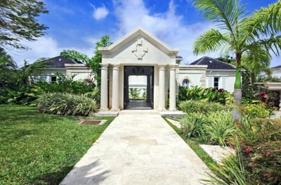 Luxury Villa Photo #16