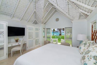 Luxury Villa Photo #21