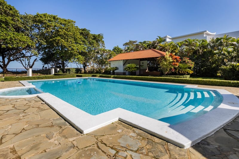 Colonial Beach Villa