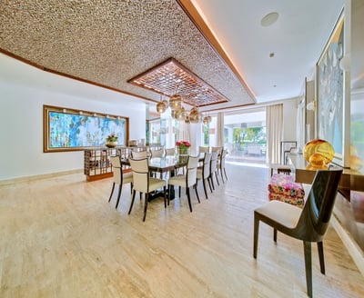 Luxury Villa Photo #19