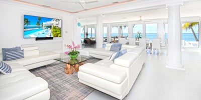 Luxury Villa Photo #19