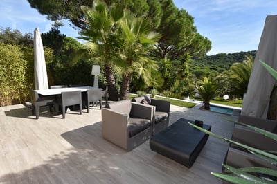 Luxury Villa Photo #18