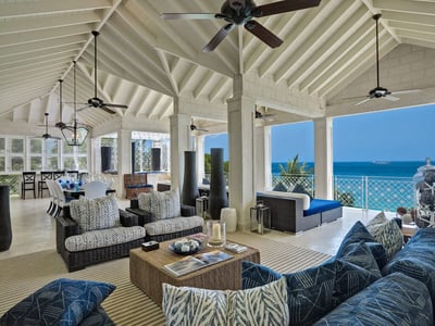 Luxury Villa Photo #4