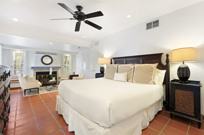 Luxury Villa Photo #35