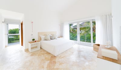 Luxury Villa Photo #22