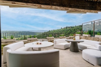 Luxury Villa Photo #10