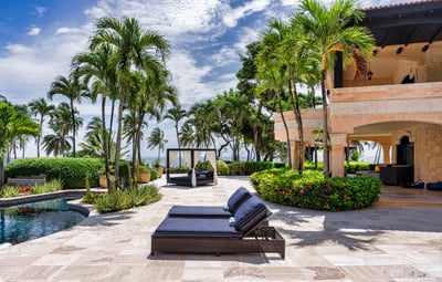 Luxury Villa Photo #8