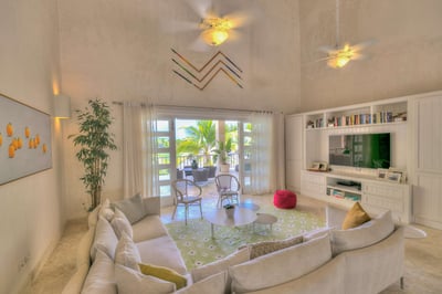 Luxury Villa Photo #20