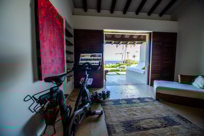 Luxury Villa Photo #25