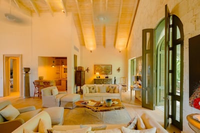 Luxury Villa Photo #30