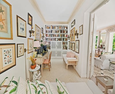 Luxury Villa Photo #12