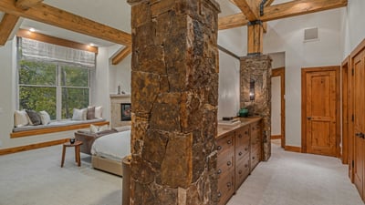 Luxury Villa Photo #20