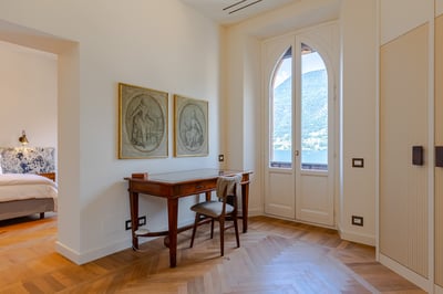 Luxury Villa Photo #29