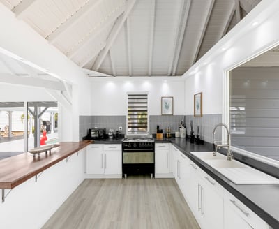 Luxury Villa Photo #7