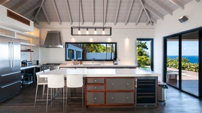 Luxury Villa Photo #15