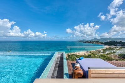 Luxury Villa Photo #8