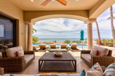Luxury Villa Photo #13
