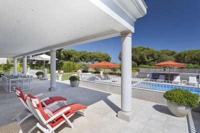 Luxury Villa Photo #9