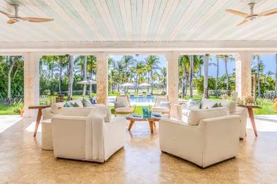 Luxury Villa Photo #8