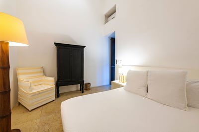 Luxury Villa Photo #29