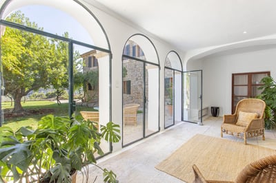 Luxury Villa Photo #32