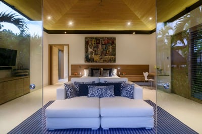 Luxury Villa Photo #44