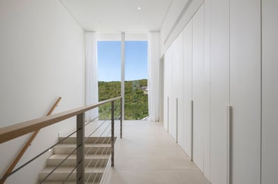 Luxury Villa Photo #11