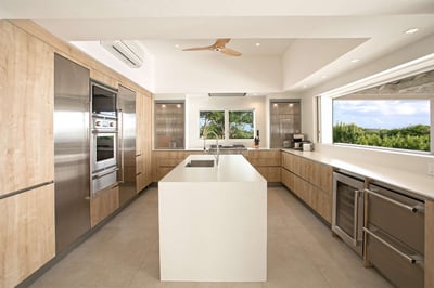 Luxury Villa Photo #17