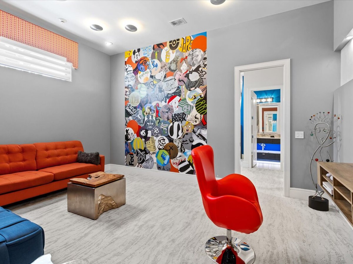 Unforgettable Utopia