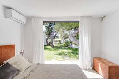 Luxury Villa Photo #31