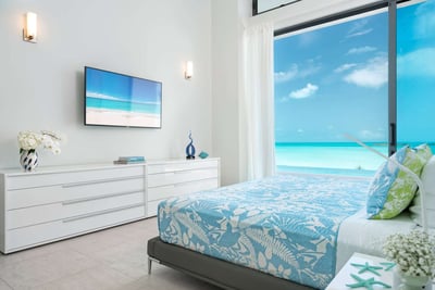 Luxury Villa Photo #26