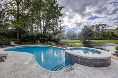 Luxury Villa Photo #3