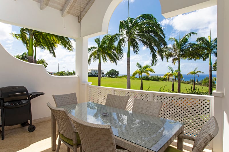 Royal Villa 1 | Swansway