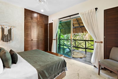 Luxury Villa Photo #45