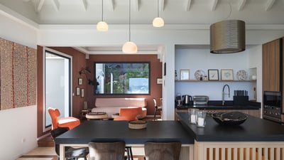 Kitchen & Dining Area