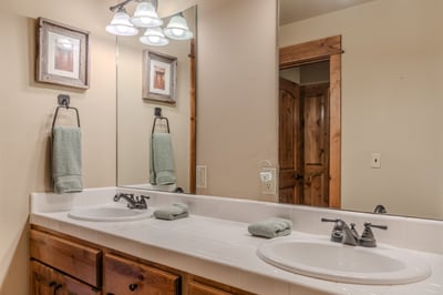 Luxury Villa Photo #25