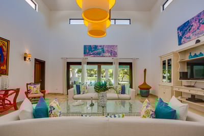 Luxury Villa Photo #29