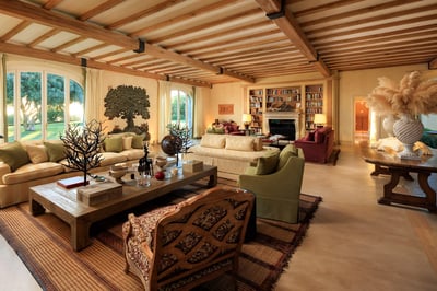 Luxury Villa Photo #18