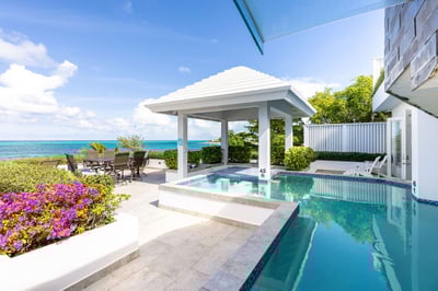 Luxury Villa Photo #4
