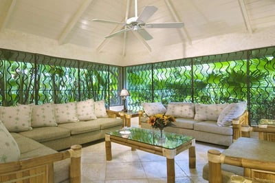 Luxury Villa Photo #4