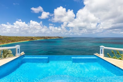 Luxury Villa Photo #3
