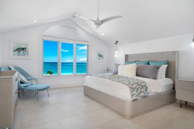 Luxury Villa Photo #10