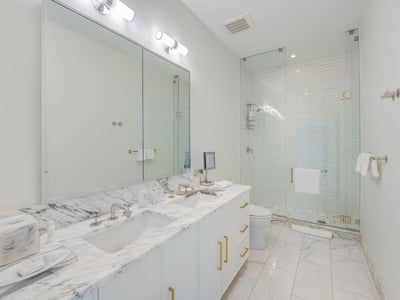 Luxury Villa Photo #20